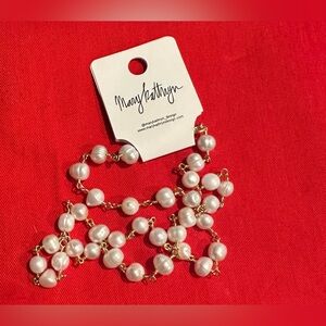 Pearl and Gold Necklace
